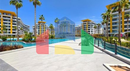 Сучасні апартаменти 1+1 в престижному комплексі біля моря в Тюрклері