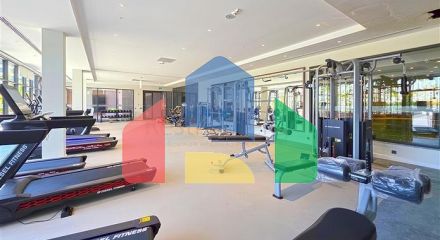 Розкішна квартира 3 + 1 з садом в елітному комплексі біля моря