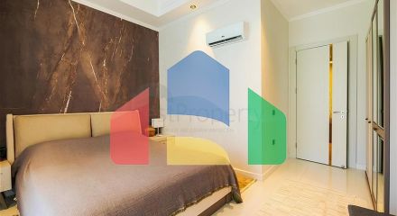 Розкішна квартира 3 + 1 з садом в елітному комплексі біля моря