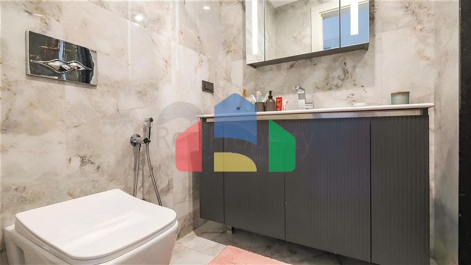 Розкішна квартира 3 + 1 з садом в елітному комплексі біля моря