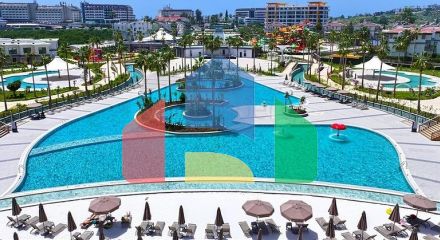 Роскошная квартира 3+1 с садом в элитном комплексе у моря