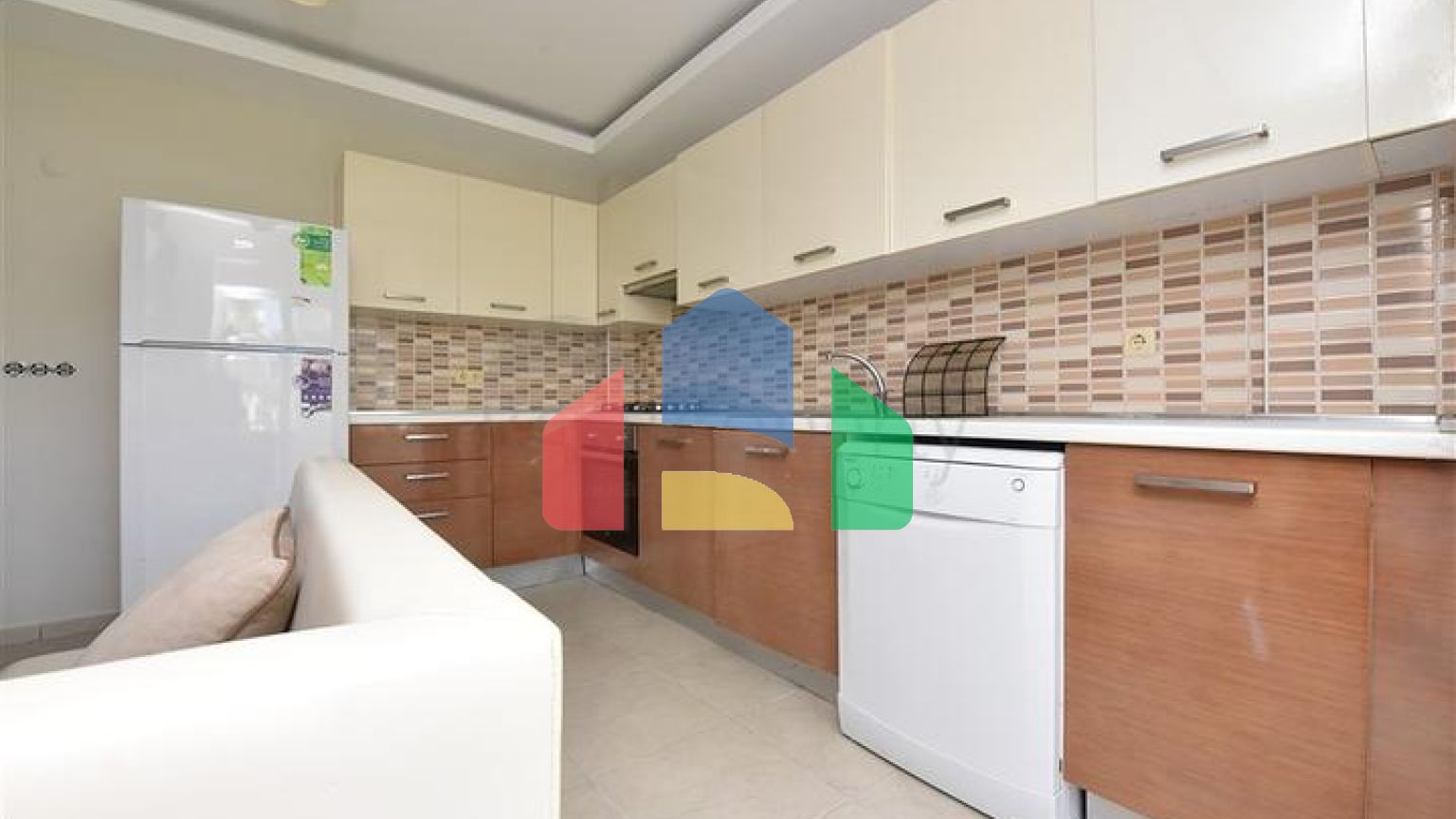 Просторный Дуплекс 3+1 в районе Турклер