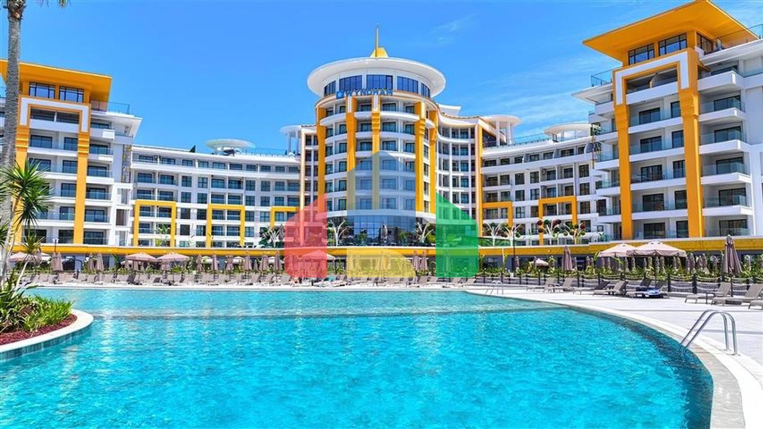 Сучасна квартира 2+1 в новому житловому комплексі біля моря в районі Тюрклер