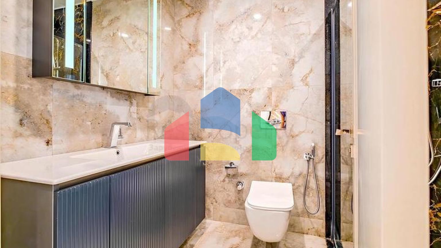 Сучасна квартира 2+1 в новому житловому комплексі біля моря в районі Тюрклер