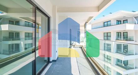 Сучасна квартира 2+1 в новому житловому комплексі біля моря в районі Тюрклер