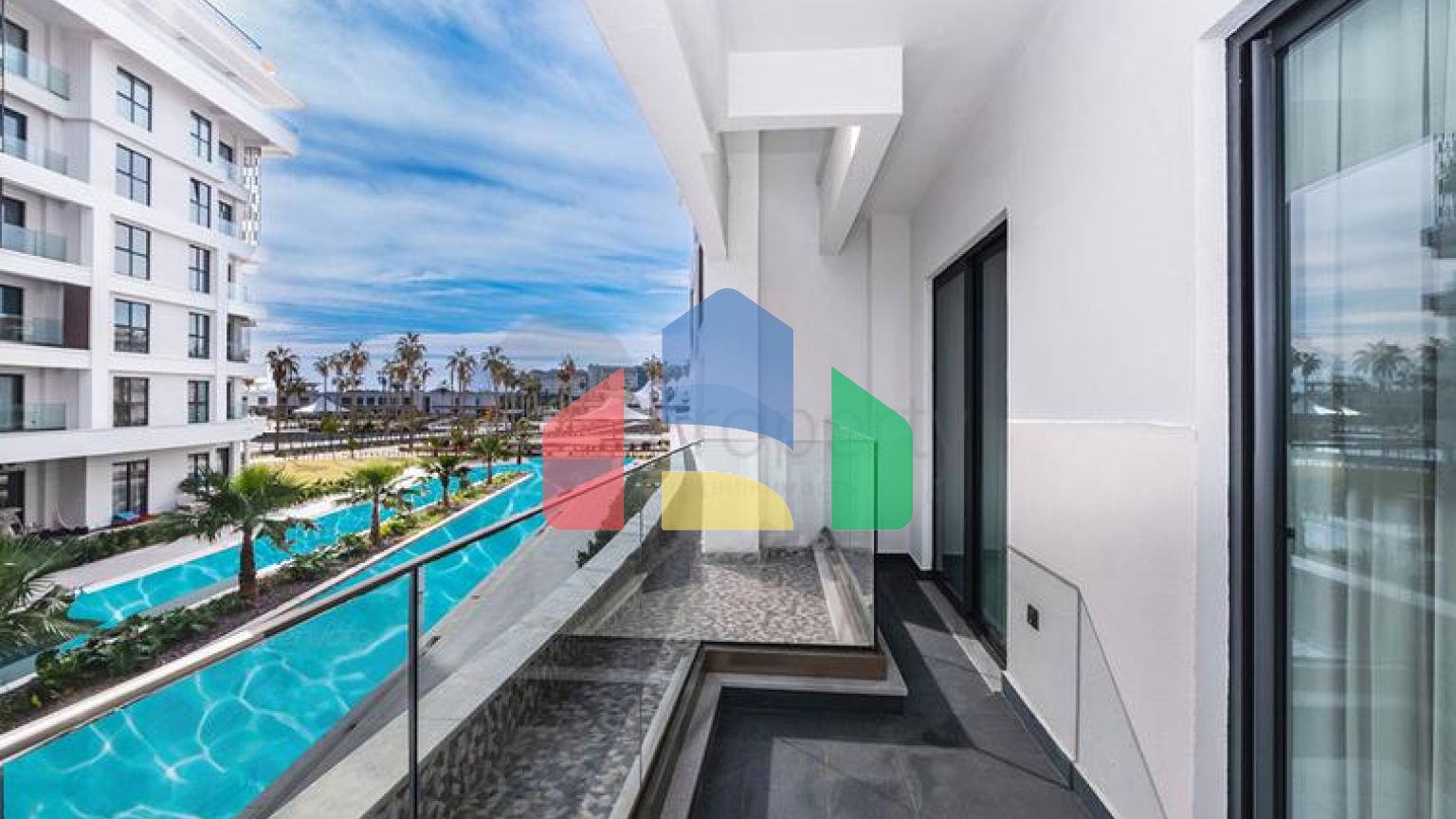 Двухкомнатный садовый дуплекс 2+1 с собственной террасой в районе Тюрклер