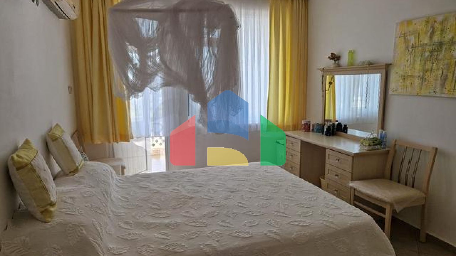 Просторная вилла  3+1 в Паялларе  – комфорт и уют рядом с морем