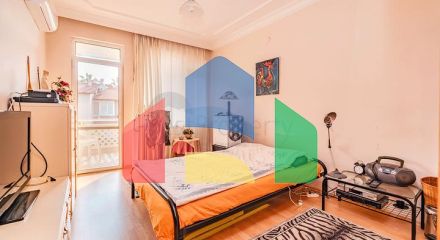 Простора мебльована вілла всього в 50 м від моря в районі Паяллар / Аланья