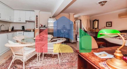 Простора мебльована вілла всього в 50 м від моря в районі Паяллар / Аланья