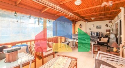 Простора мебльована вілла всього в 50 м від моря в районі Паяллар / Аланья