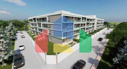 Квартиры в новом строящемся проекте в районе Томюк в 350 метрах от моря