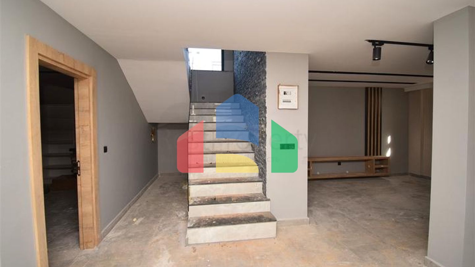 Вілла планування 5 + 1 в районі Дошемеалти - Анталія