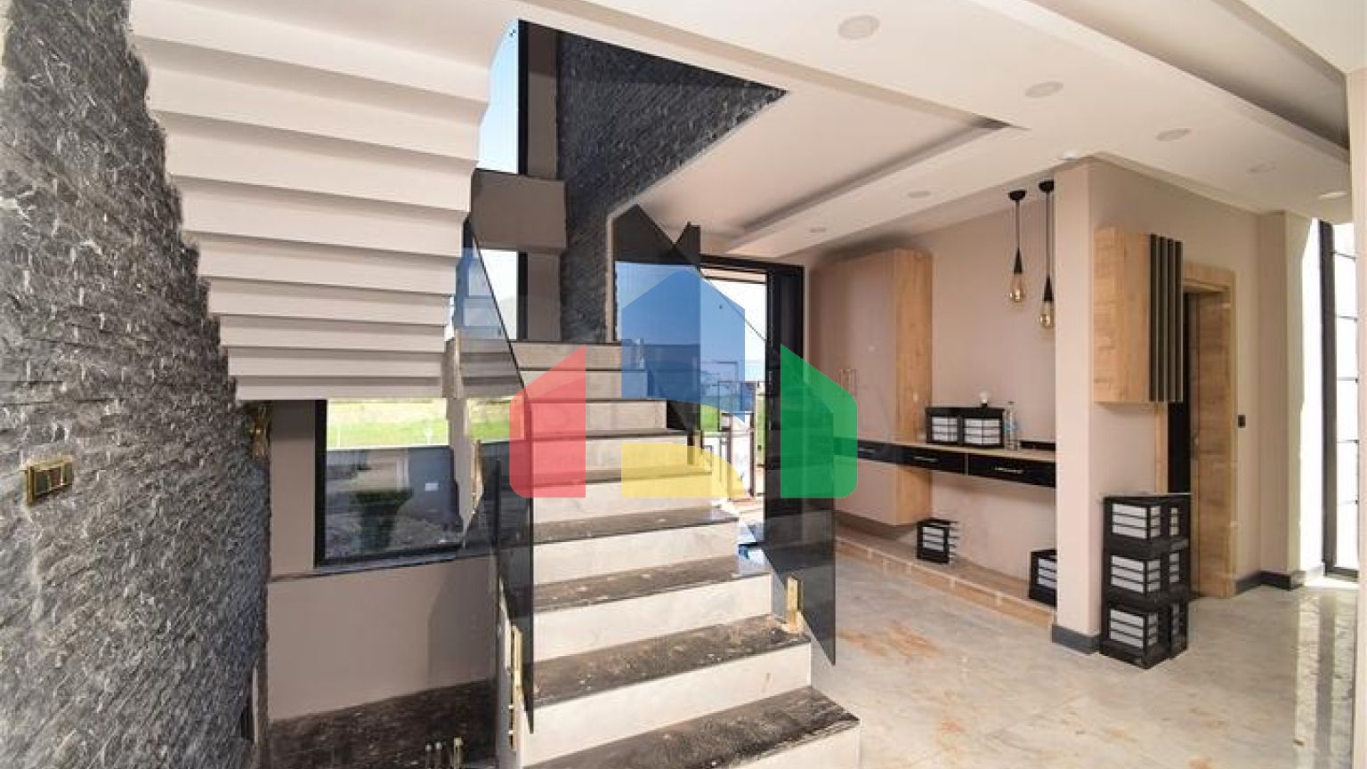 Вілла планування 5 + 1 в районі Дошемеалти - Анталія