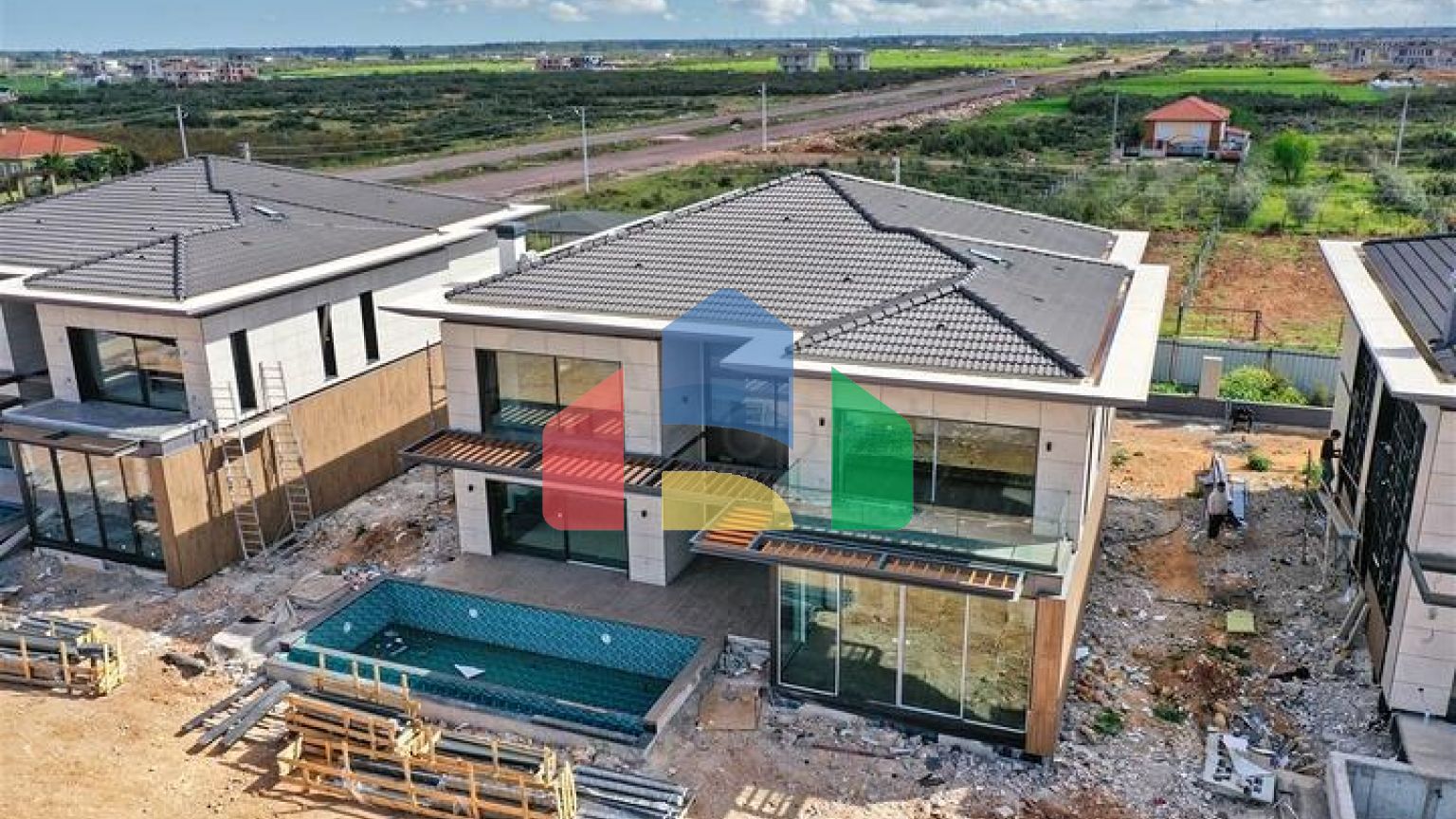 Вилла планировки 4+1 в районе Дошемеалты - Анталия