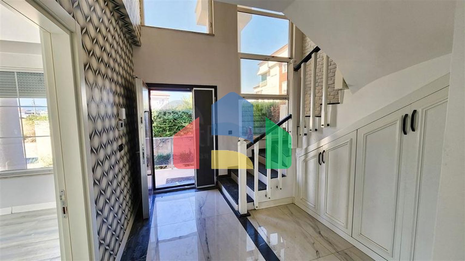 Вилла планировки 5+1 в районе Дошемеалты - Анталия