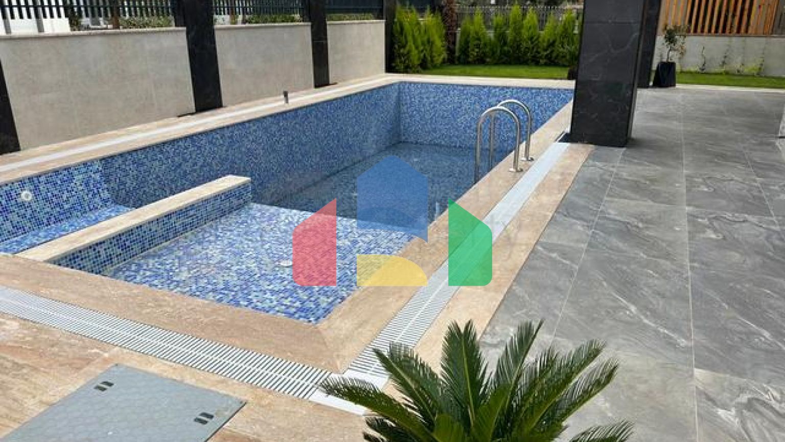 Вілла планування 5 + 1 в районі Дошемеалти - Анталія