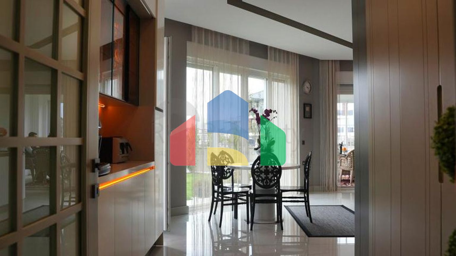 Вілла планування 5 + 1 в районі Дошемеалти - Анталія