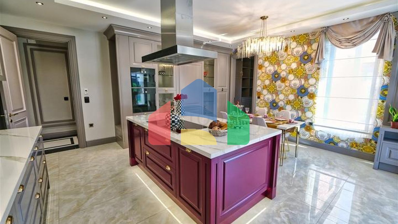 Вілли преміум класу в районі Дошемеалти-Анталія