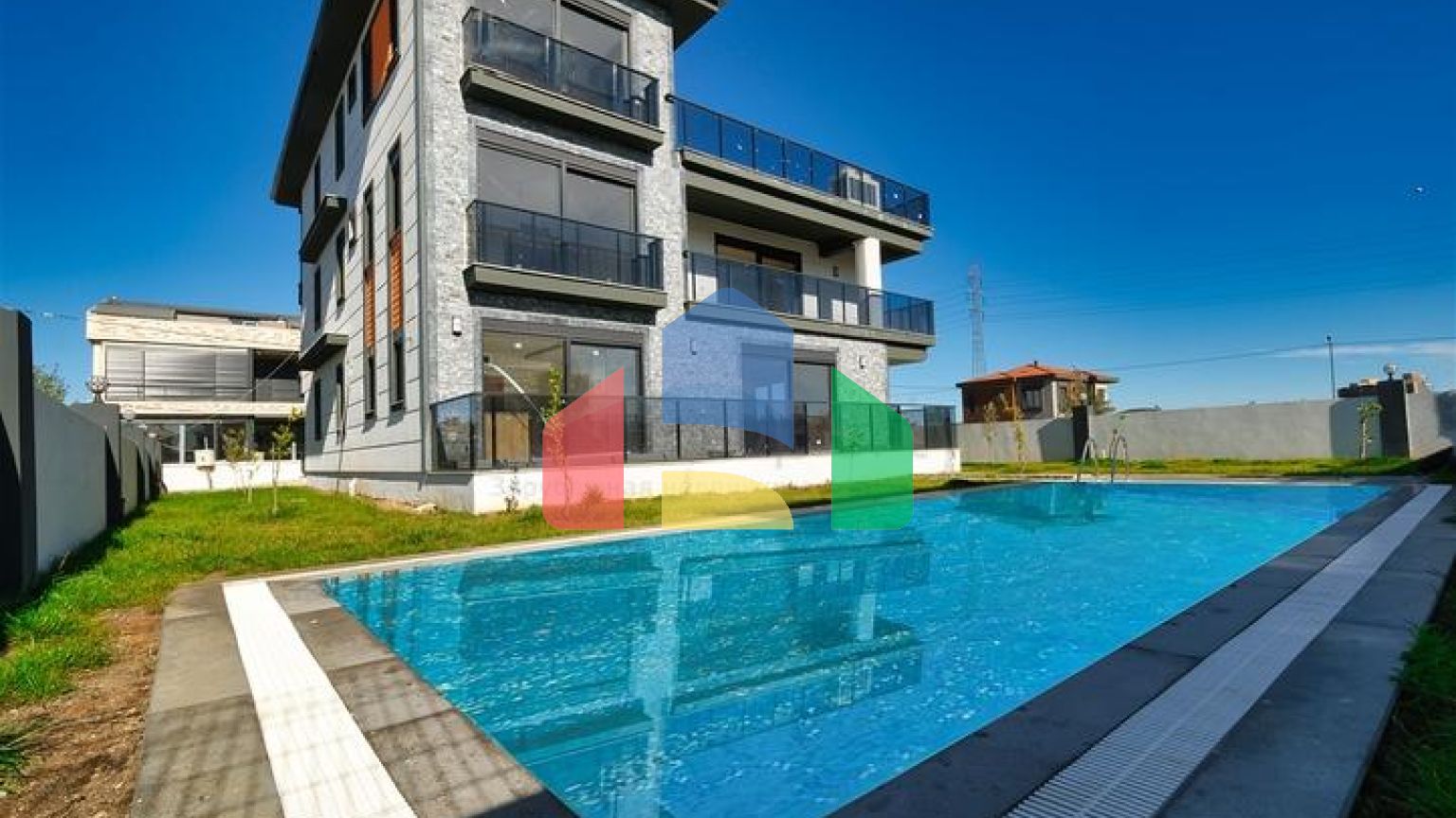 Вилла планировки 5+1 в районе Дошемеалты - Анталия