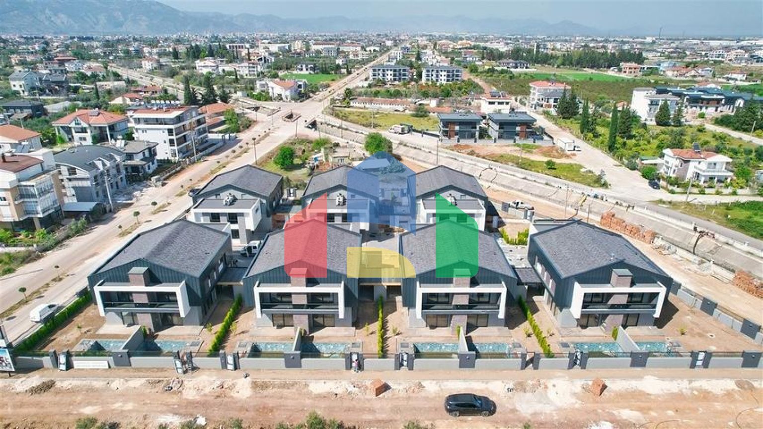 Виллы в комплексе планировки 4+1 в районе Дошемеалты - Анталия