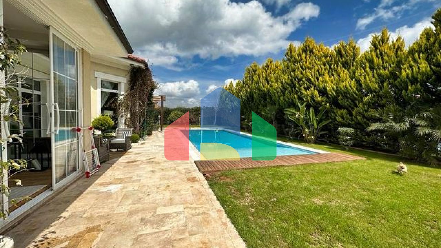 Вилла планировки 5+1 в районе Дошемеалты - Анталия