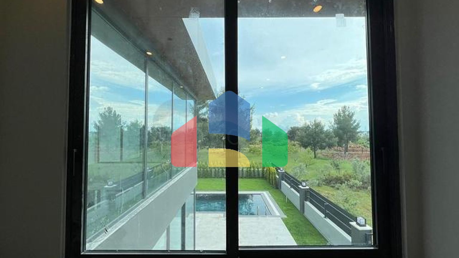 Вілла планування 4 + 1 в районі Дошемеалти - Анталія