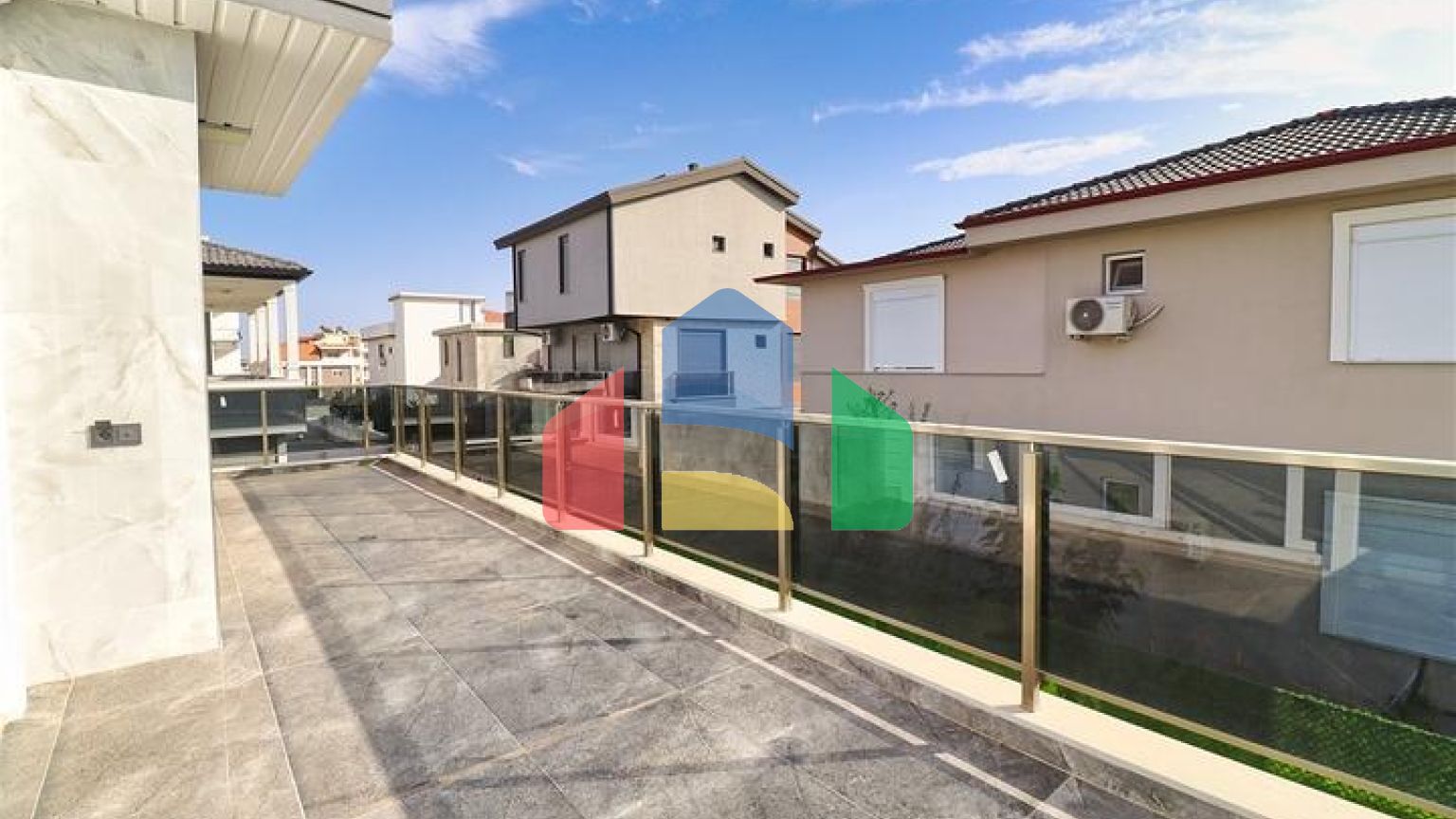 Вилла планировки 5+1 в районе Дошемеалты - Анталия