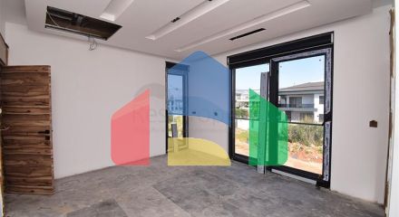 Вілла планування 7 + 1 в районі Дошемеалти - Анталія