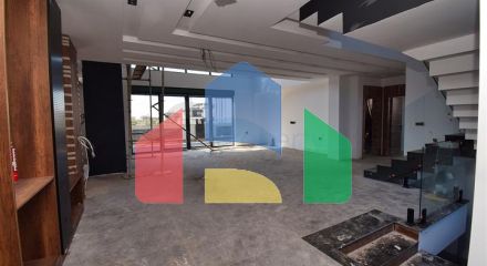 Вілла планування 7 + 1 в районі Дошемеалти - Анталія