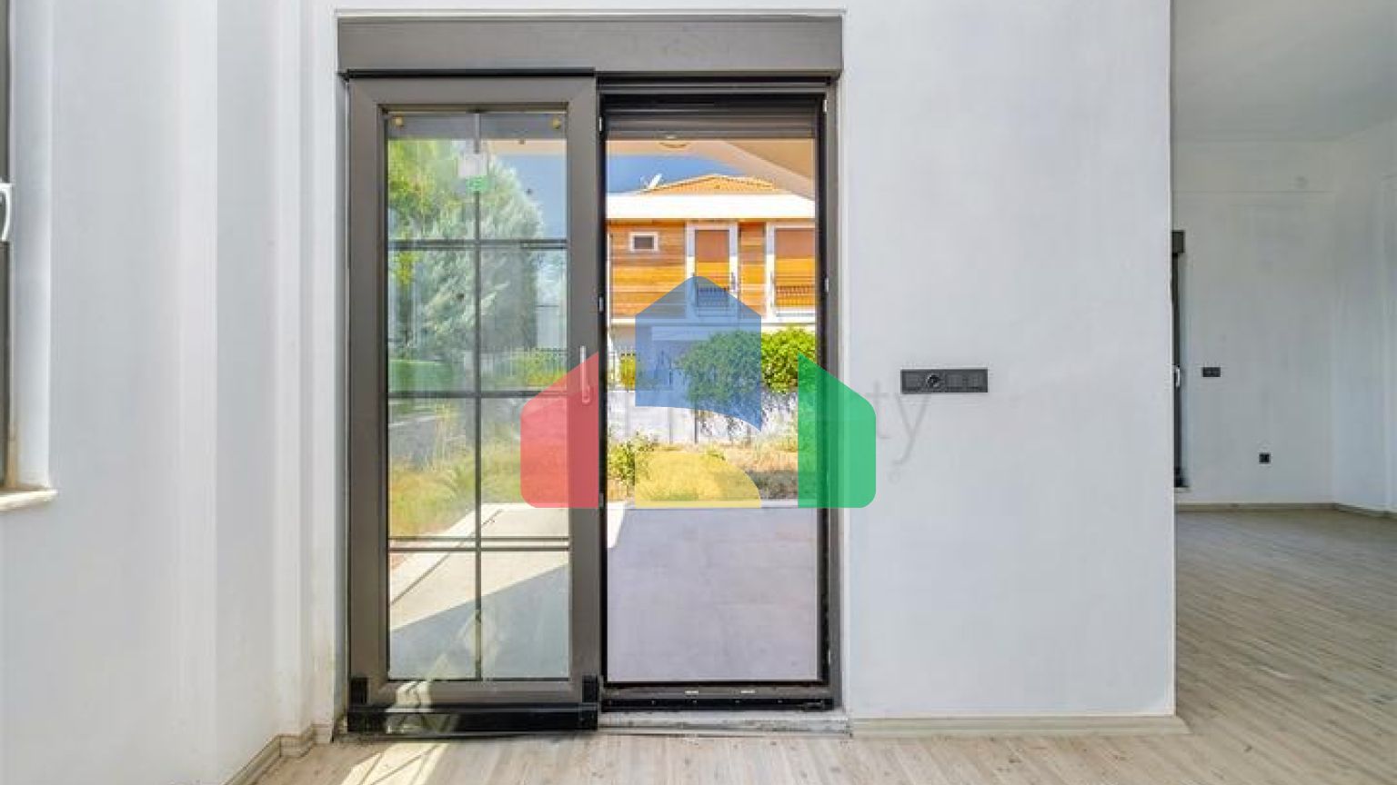 Вилла планировки 5+1 в районе Дошемеалты - Анталия