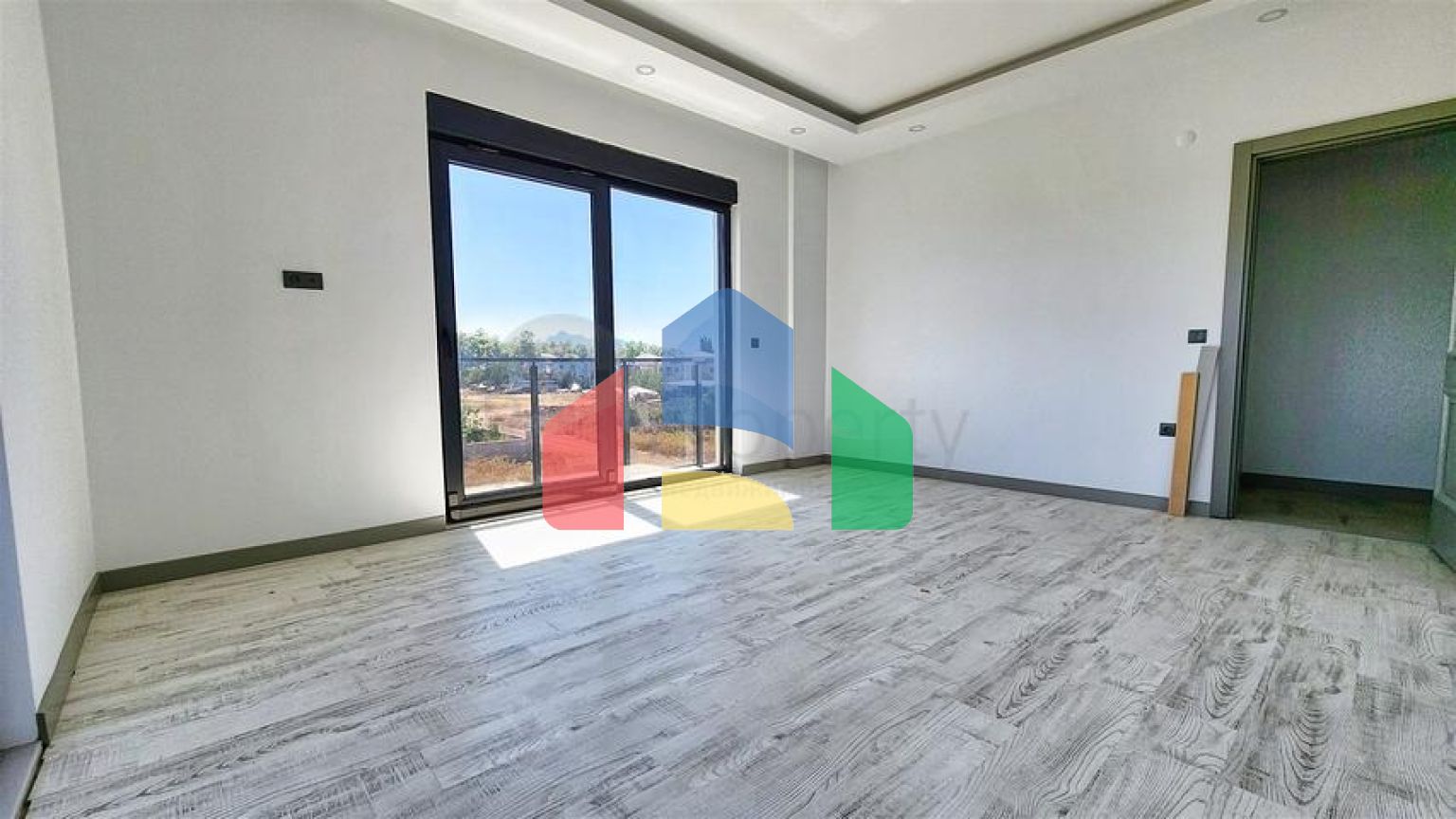 Вілла планування 4 + 1 в районі Дошемеалти - Анталія