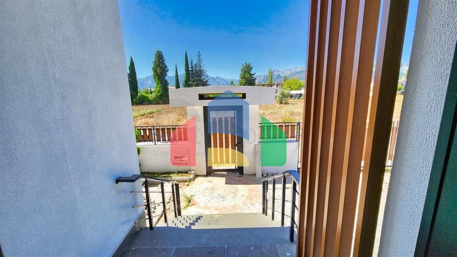 Вілла планування 4 + 1 в районі Дошемеалти - Анталія