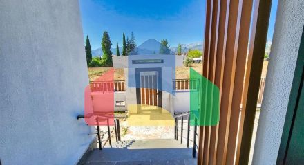 Вілла планування 4 + 1 в районі Дошемеалти - Анталія