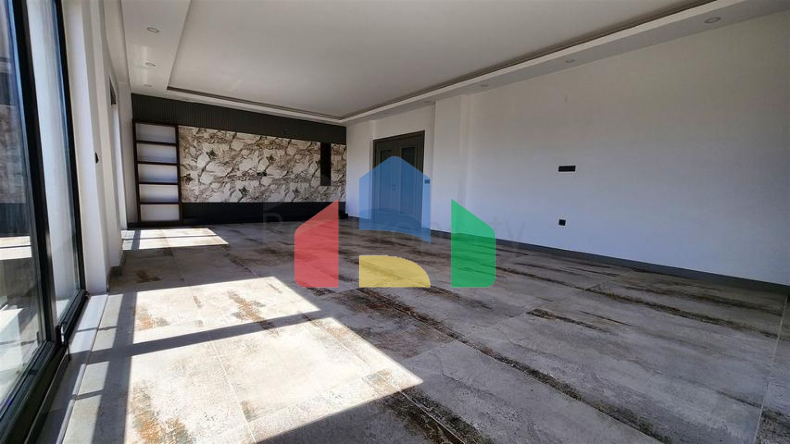 Вілла планування 4 + 1 в районі Дошемеалти - Анталія