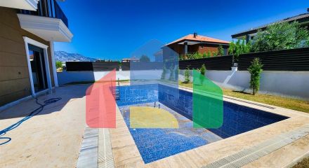 Вілла планування 4 + 1 в районі Дошемеалти - Анталія