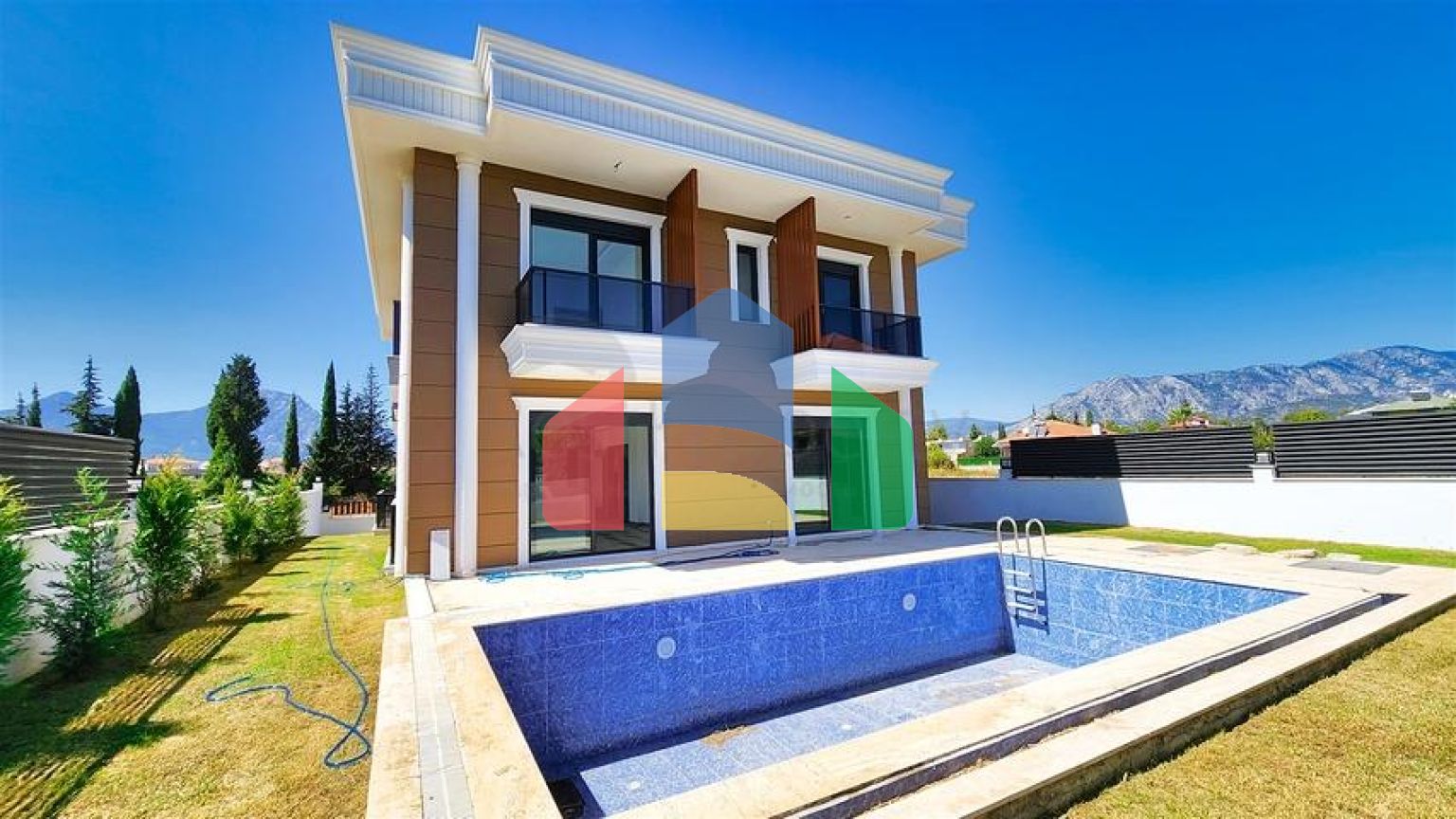 Вілла планування 4 + 1 в районі Дошемеалти - Анталія