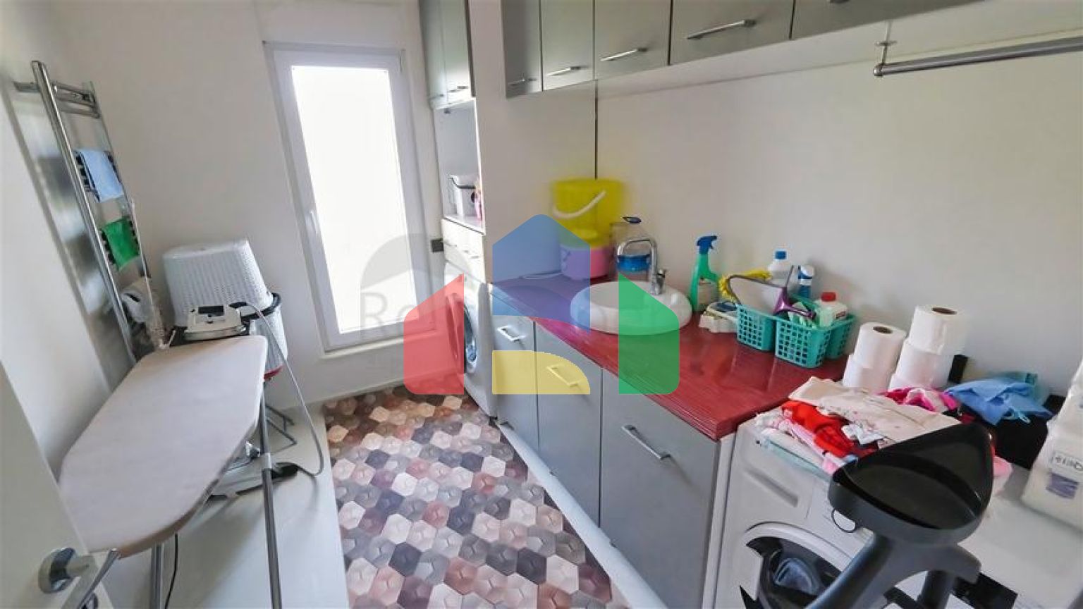 Вілла планування 4 + 1 в районі Дошемеалти - Анталія