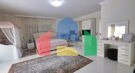 Вілла планування 4 + 1 в районі Дошемеалти - Анталія