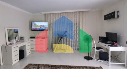 Вілла планування 4 + 1 в районі Дошемеалти - Анталія