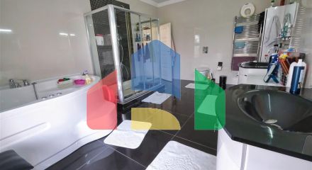 Вілла планування 4 + 1 в районі Дошемеалти - Анталія