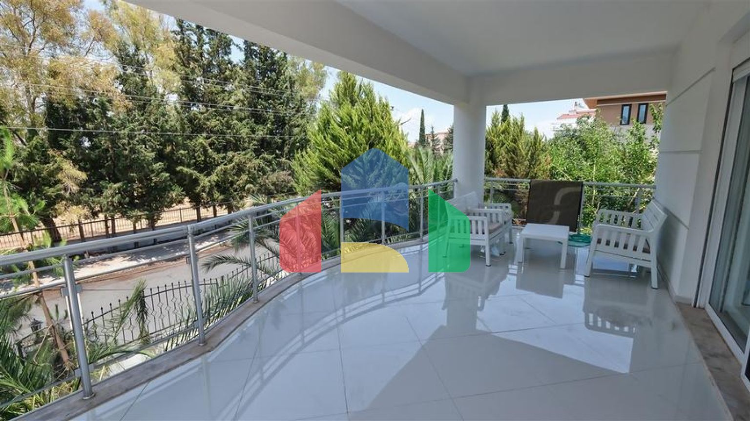 Вілла планування 4 + 1 в районі Дошемеалти - Анталія