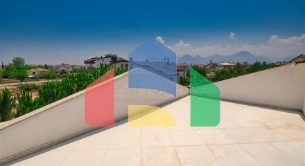 Вілла планування 4 + 1 в районі Дошемеалти - Анталія