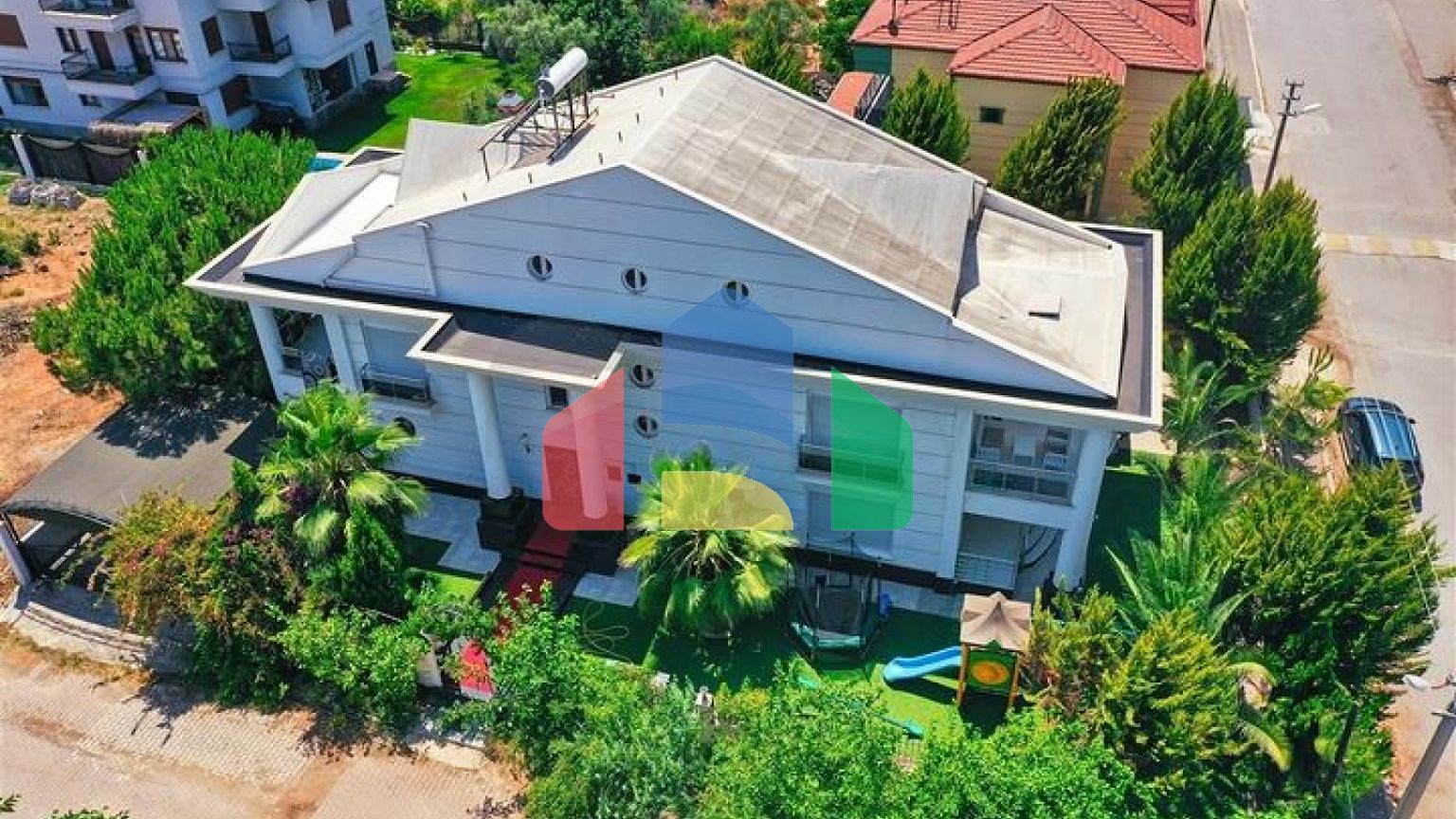 Вілла планування 4 + 1 в районі Дошемеалти - Анталія