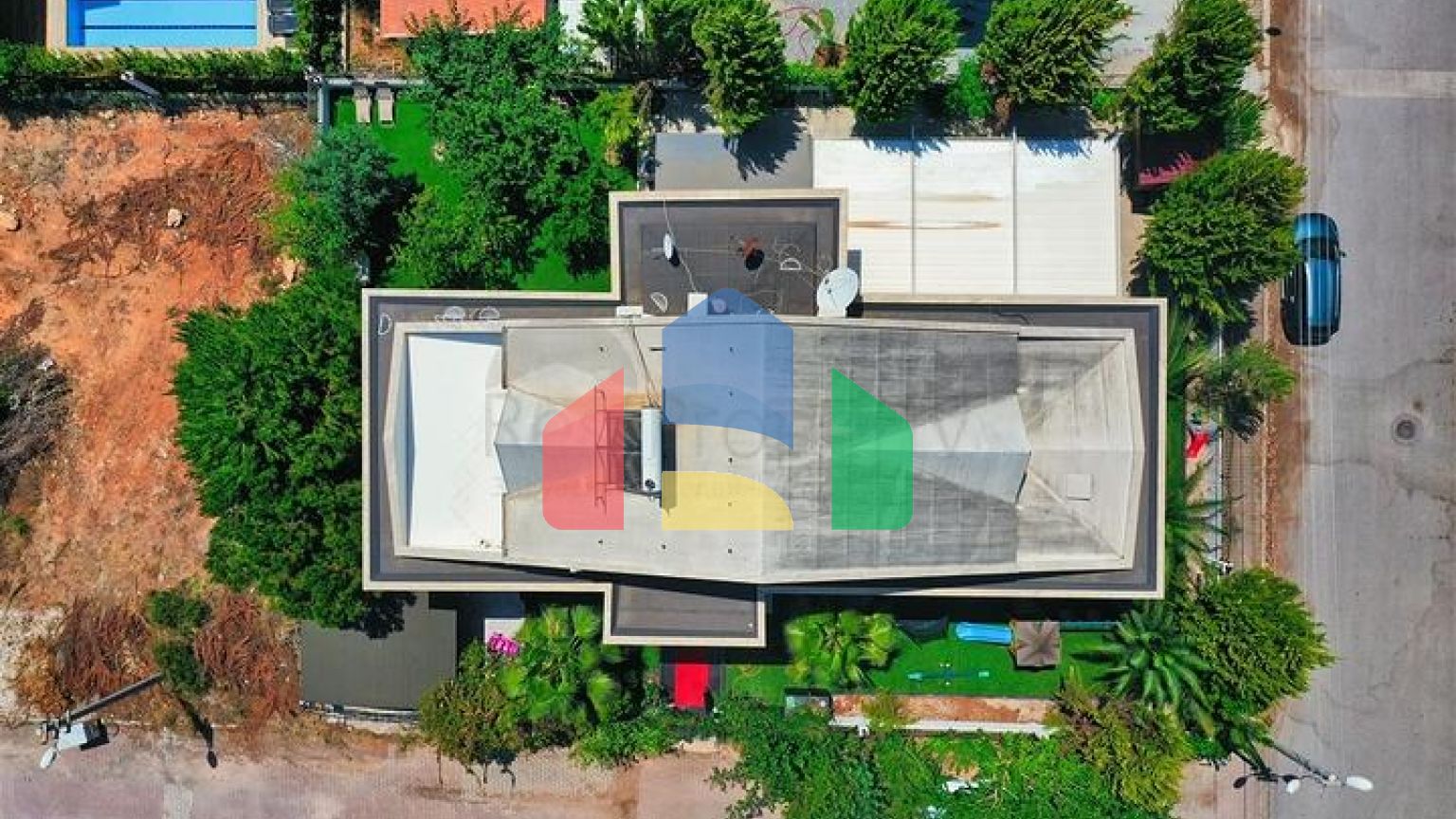 Вілла планування 4 + 1 в районі Дошемеалти - Анталія