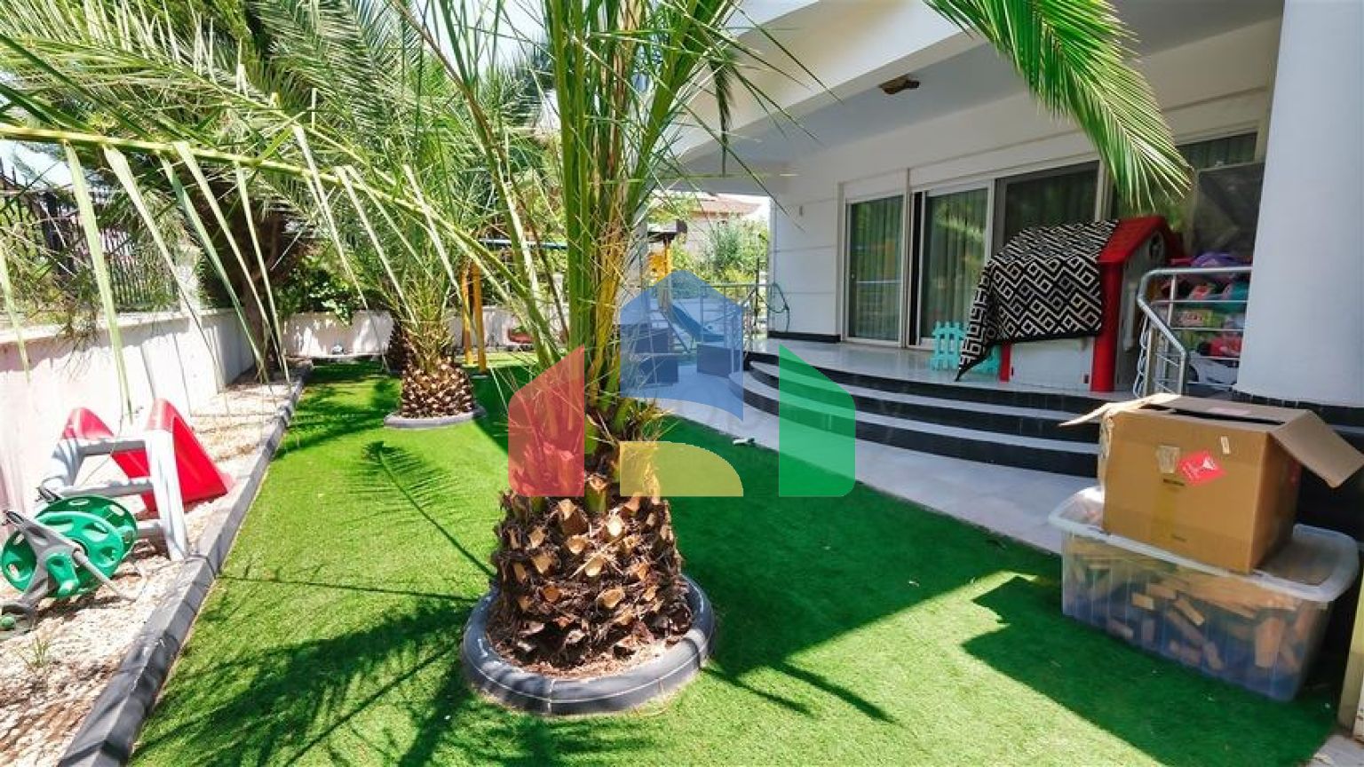 Вілла планування 4 + 1 в районі Дошемеалти - Анталія