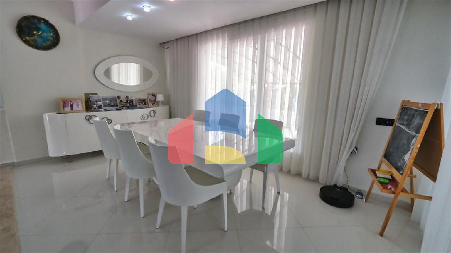 Вілла планування 4 + 1 в районі Дошемеалти - Анталія