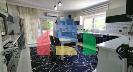 Вілла планування 4 + 1 в районі Дошемеалти - Анталія