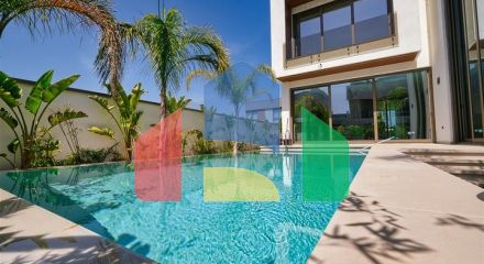 Вілла планування 4 + 2 в мікрорайоні Алтинкале - Анталія