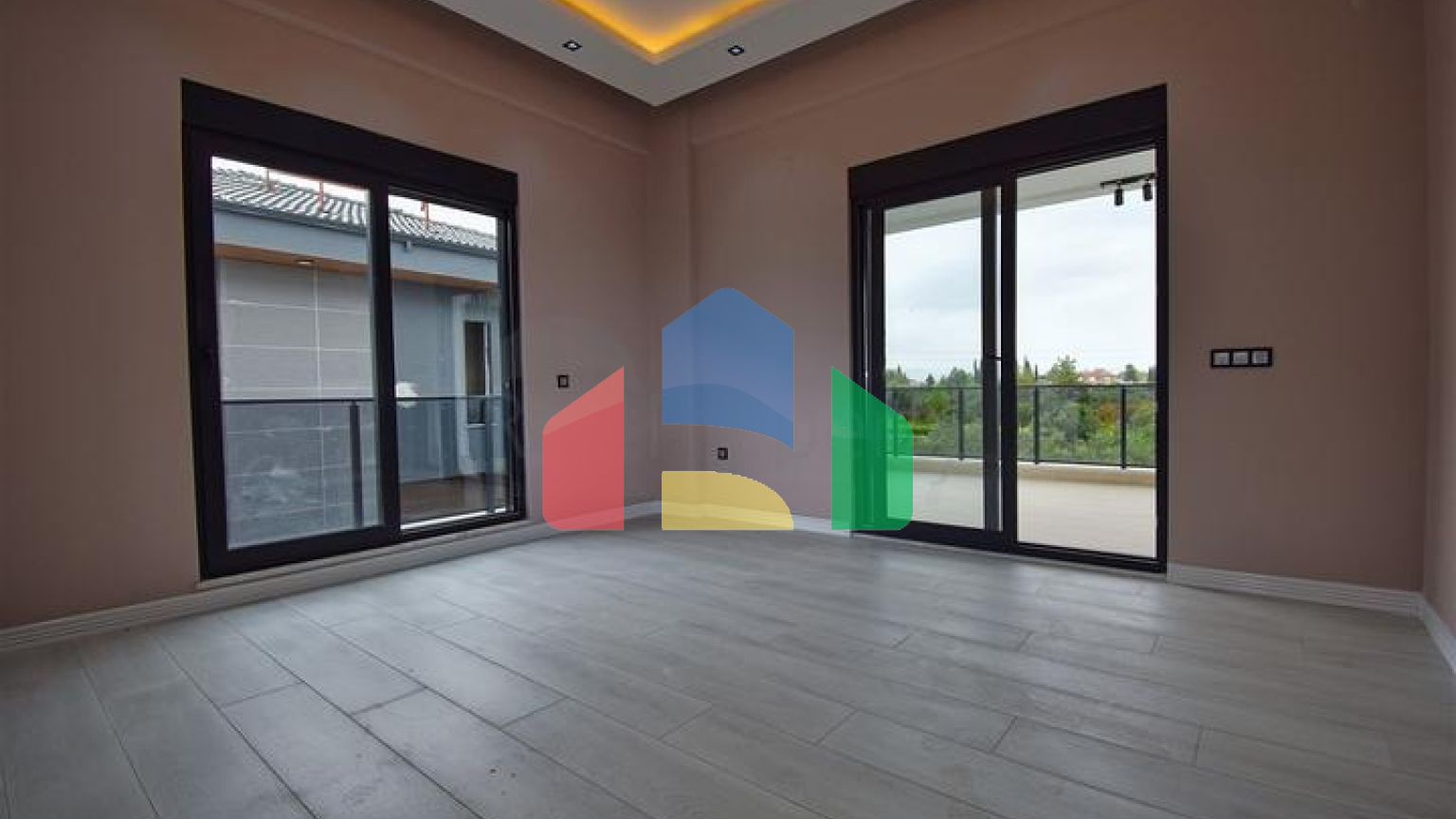 Вилла планировки 5+1 в районе Дошемеалты - Анталия