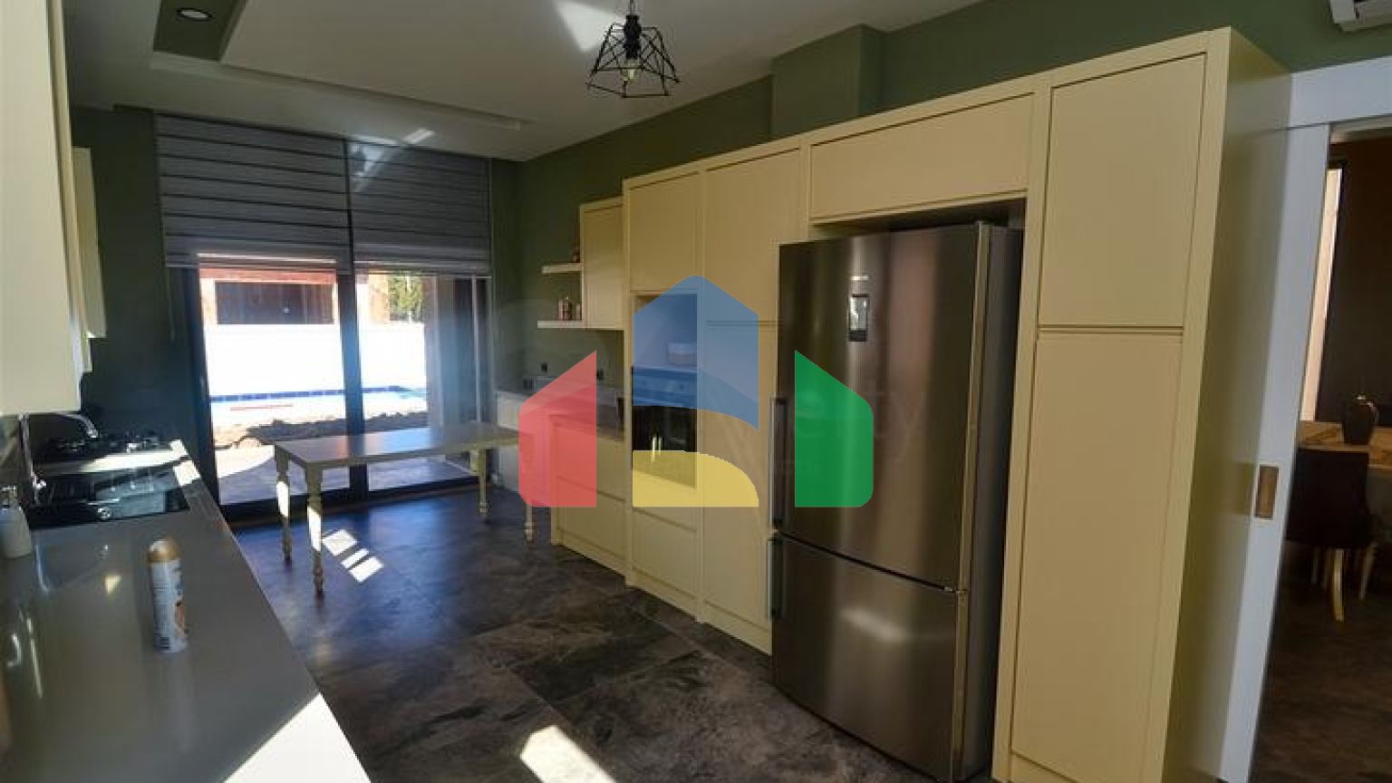 Вілли планування 4 + 1 в районі Дошемеалти - Анталія